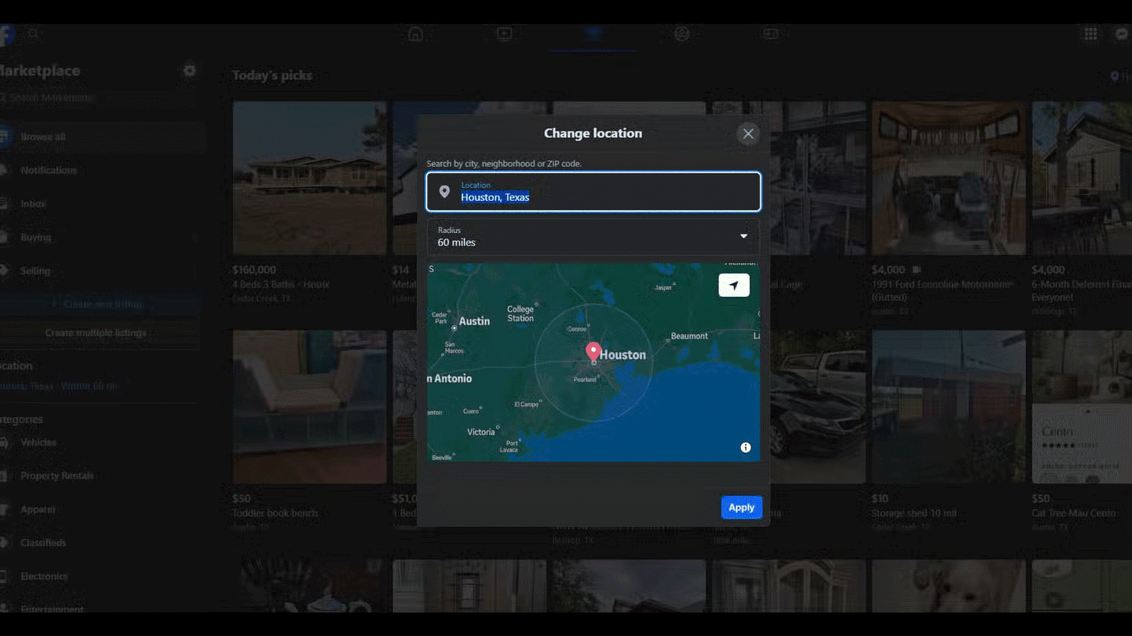 Choose where to sell your things on Facebook Marketplace (Picture: Collected)